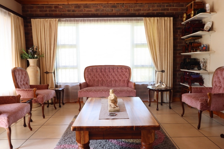3 Bedroom Property for Sale in Kabega Park Eastern Cape